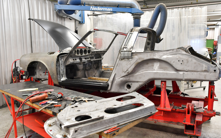 Shows Picture of Restauration.jpg