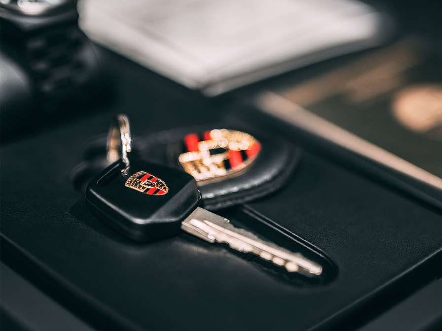 Shows Picture of Key_Porsche_Targa_Classic.jpg