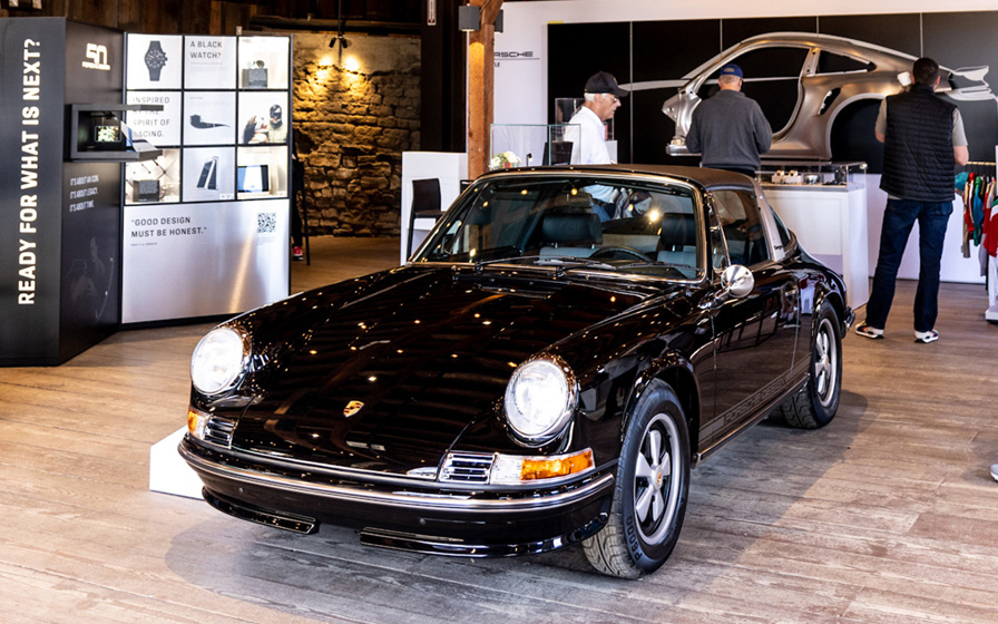 Shows Picture of Monterey_Recap_Classic_Targa.jpg