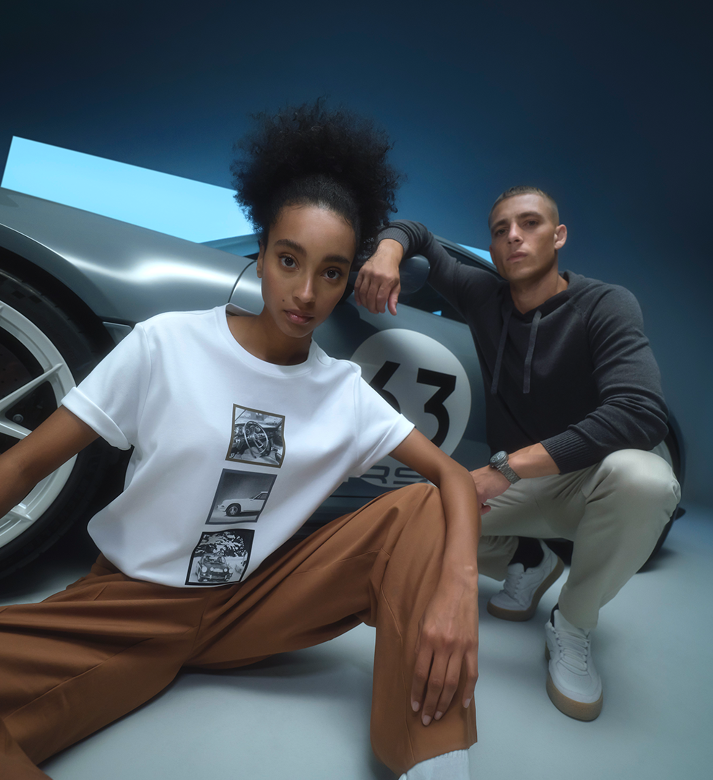 Shows Picture of 60y_fashion2.png