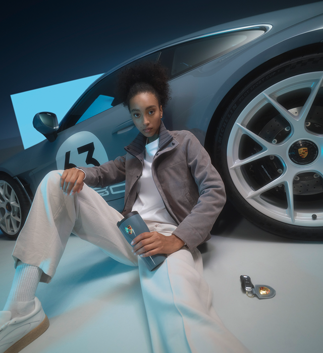 Shows Picture of 60y_fashion4.png