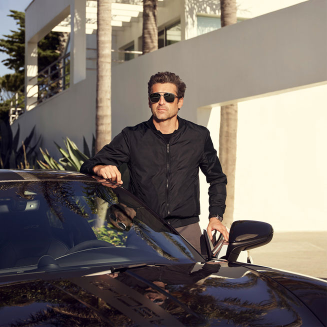 Shows Picture of Sunglasses_Hexagon_Porsche_Design.jpg