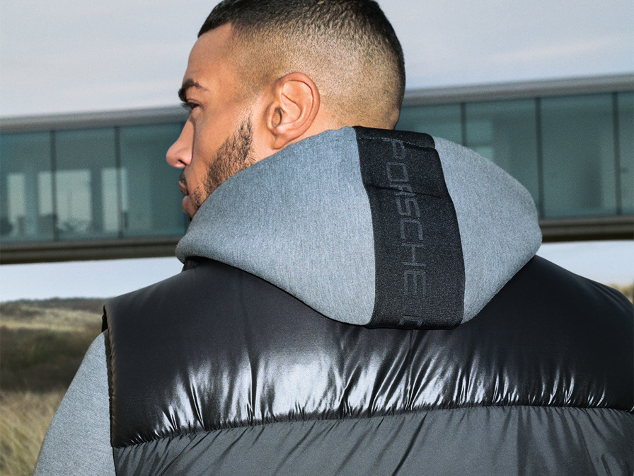 Shows Picture of Fall_Winter_Kollektion_Slide_3.jpg