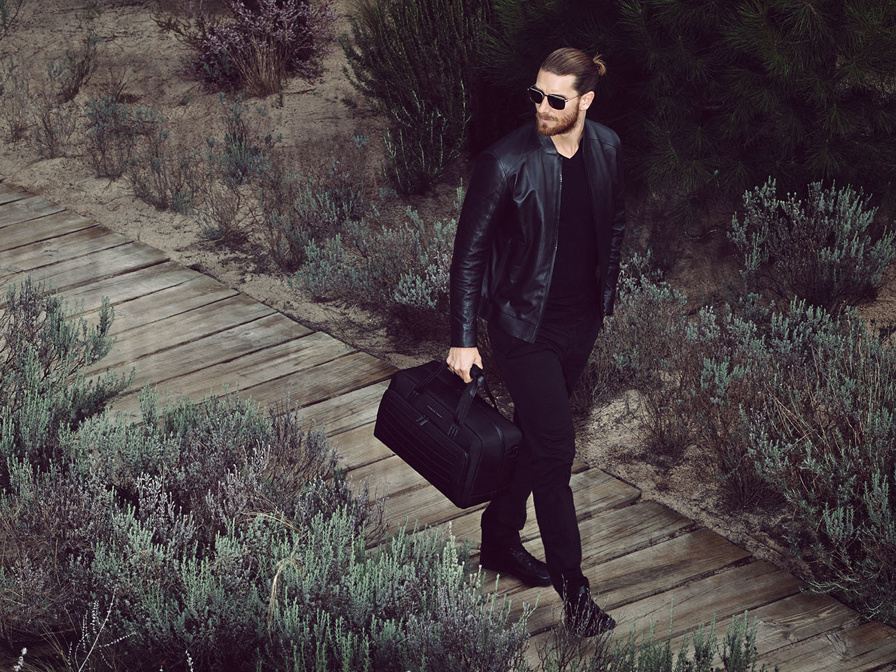 Shows Picture of fashion-collection-male-models_0003_PD_06_0099_07Shot_FINAL.jpg