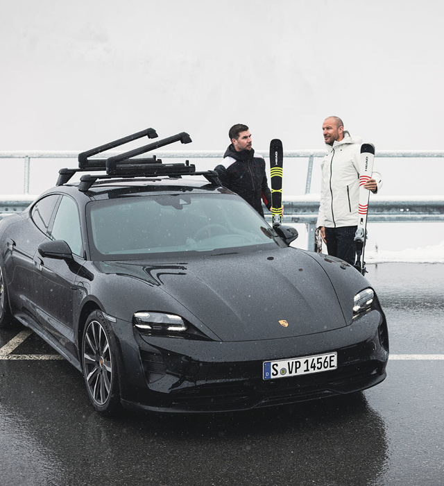 Shows Picture of Head-Porsche-Ski-Ausruestung-Winter-Kollektionjpg (3).jpg