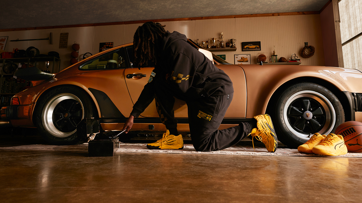 Porsche merchandise canada hot sale