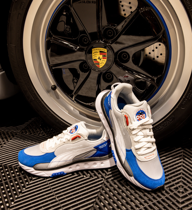Shows Picture of Sneaker-PCA-Clubblau-Porsche-Club-Coupe-Classic.jpg