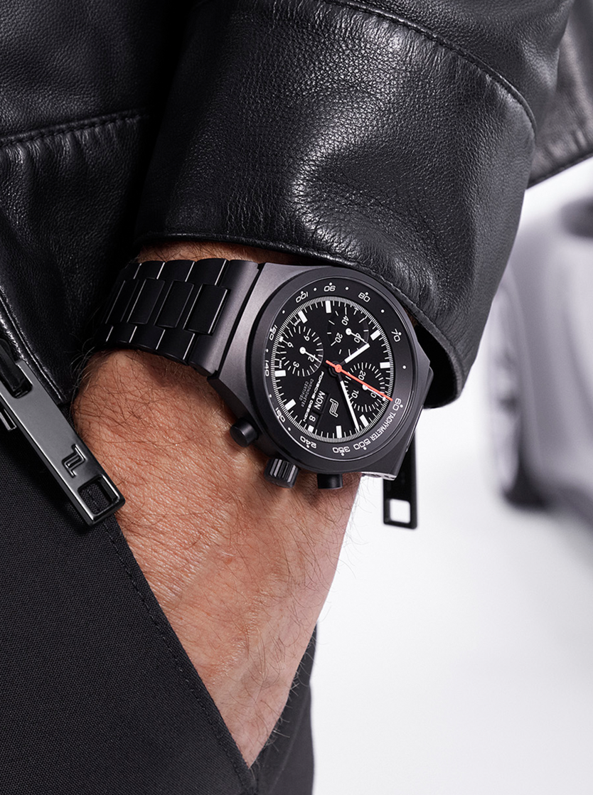 Shows Picture of 1080x1920_0000_Casual_Look-3_Porsche-Design_FW23_3383_lowRes_72dpi.png