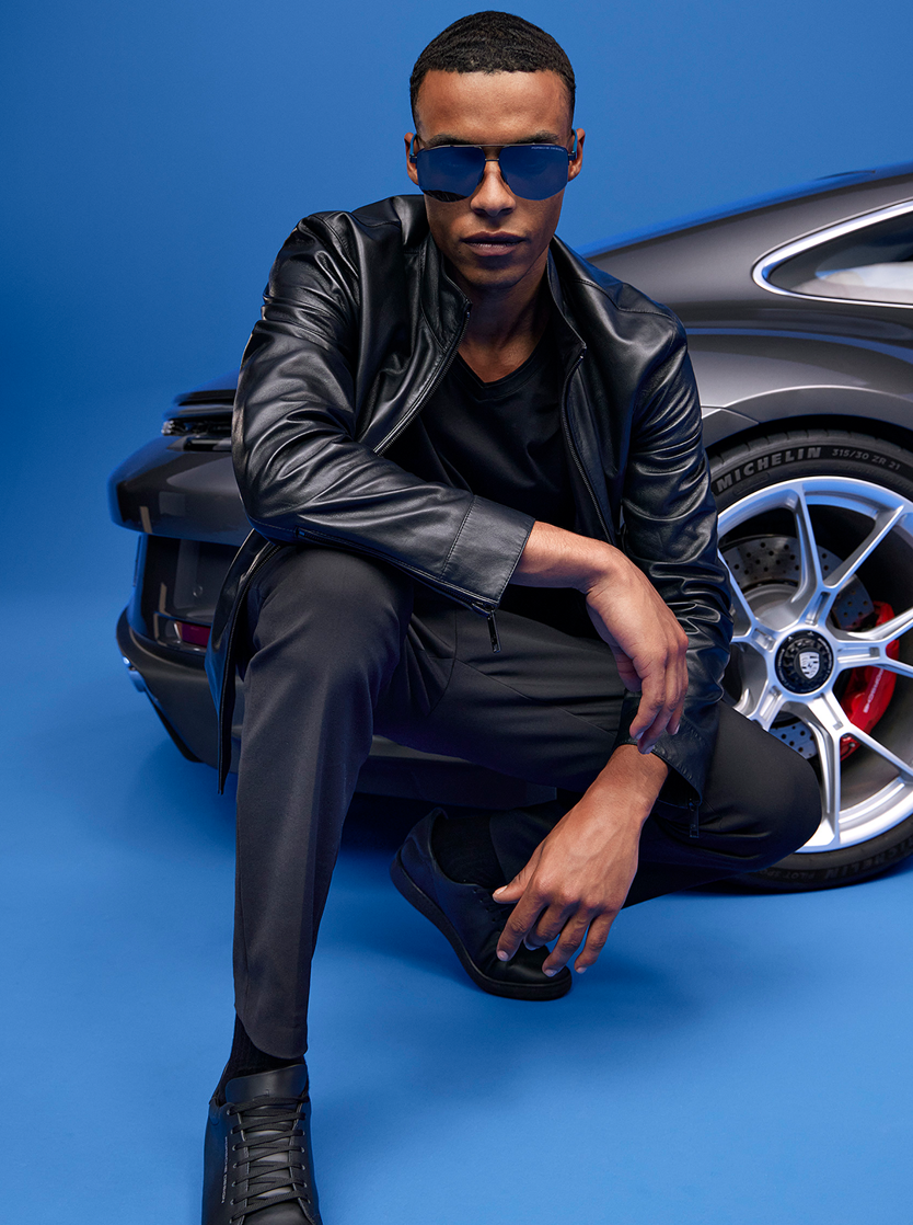 Shows Picture of 1080x1920_0003_Eyewear_Look_1_Porsche-Design_FW23_7811_lowRes_72dpi.png