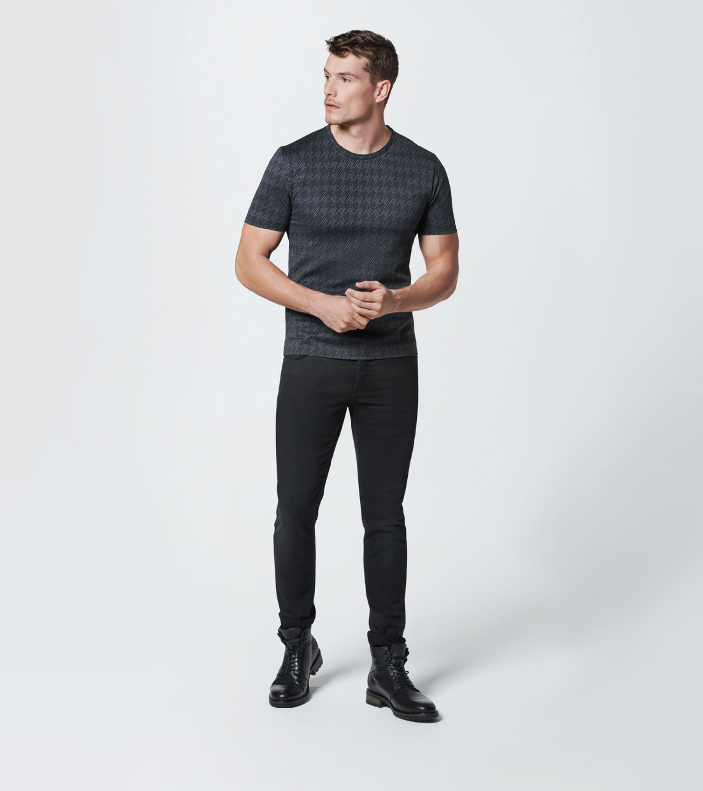 Side Wide view of product with ean 4046901136949
