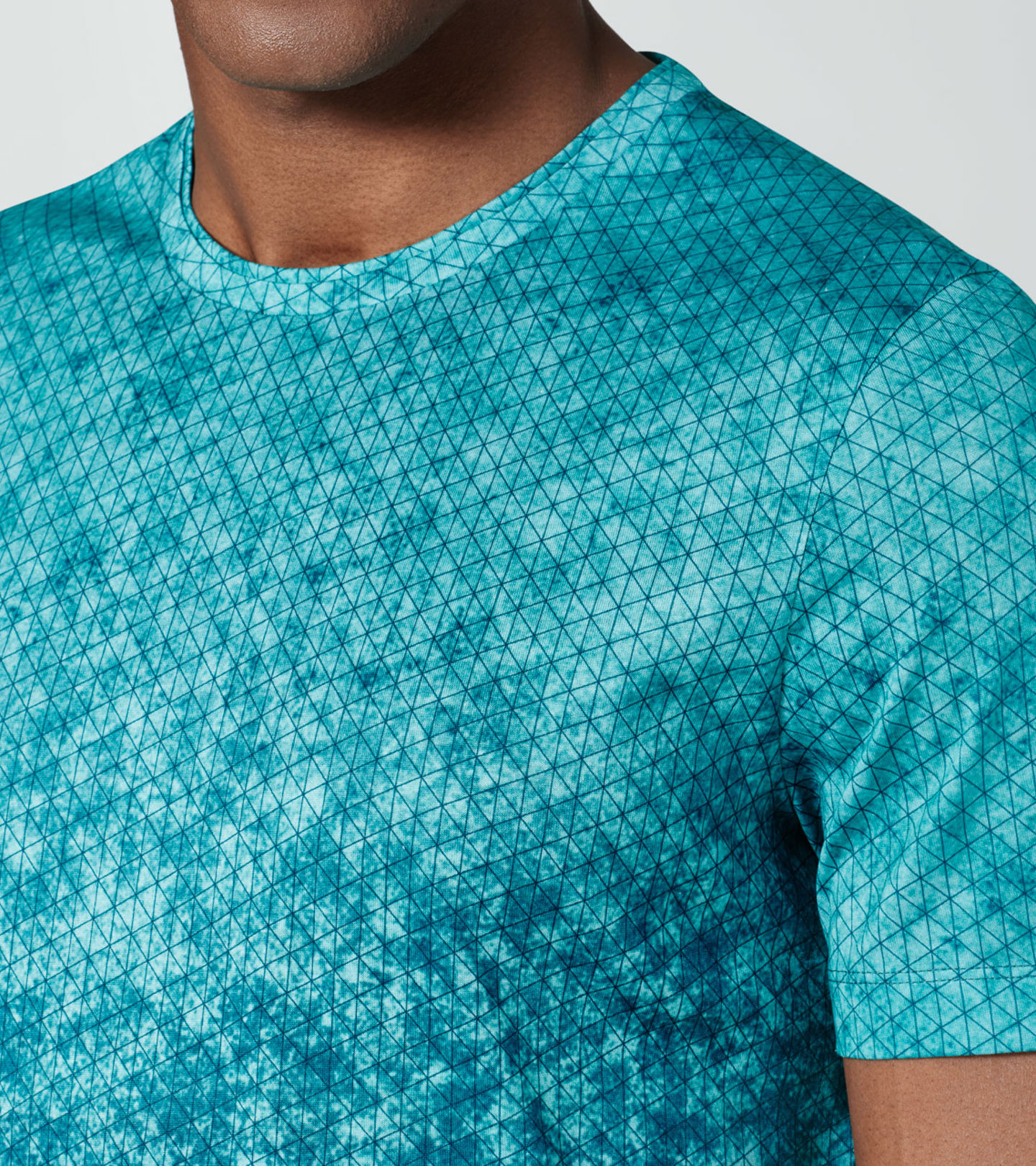 Front Near view of product with ean 4046901695163