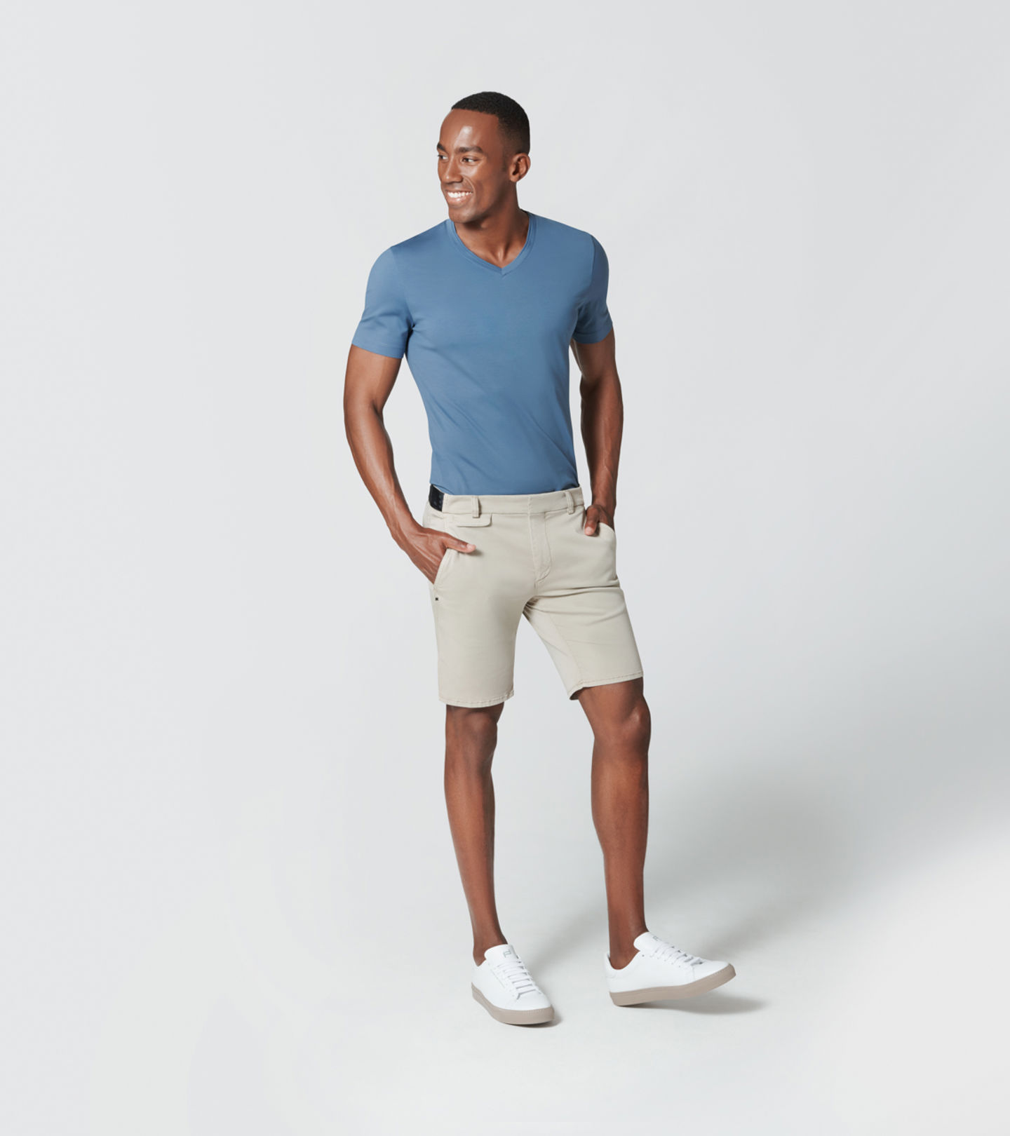 Side Near Middle view of product with ean 4046901695491