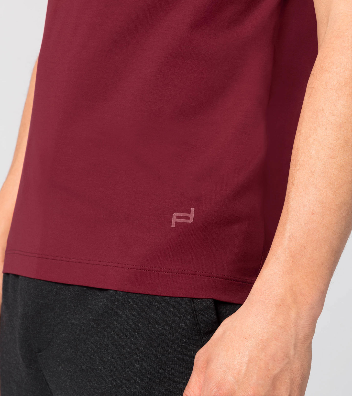 Front Near view of product with ean 4056487011875