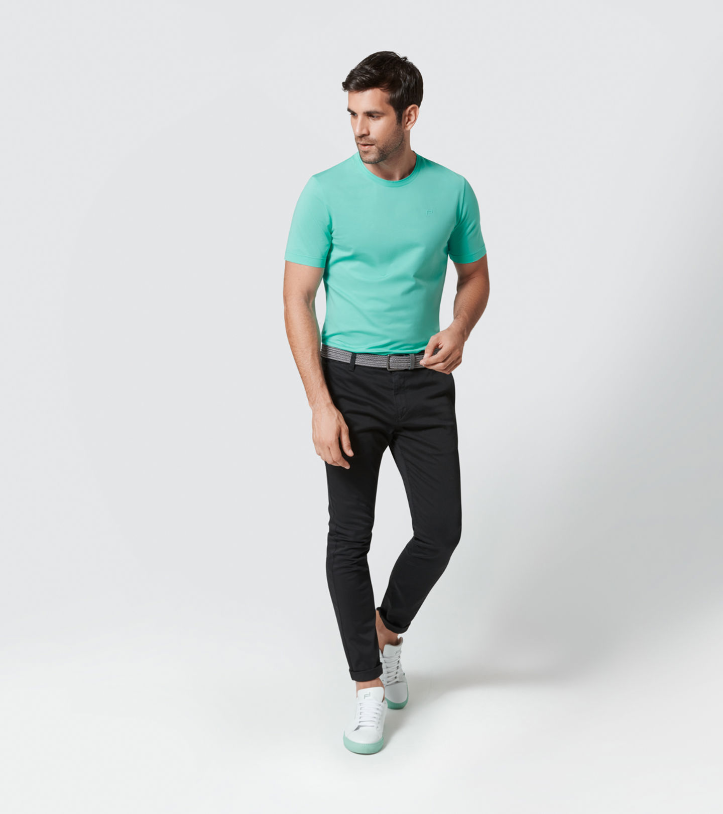 Side Near Middle view of product with ean 4046901696429
