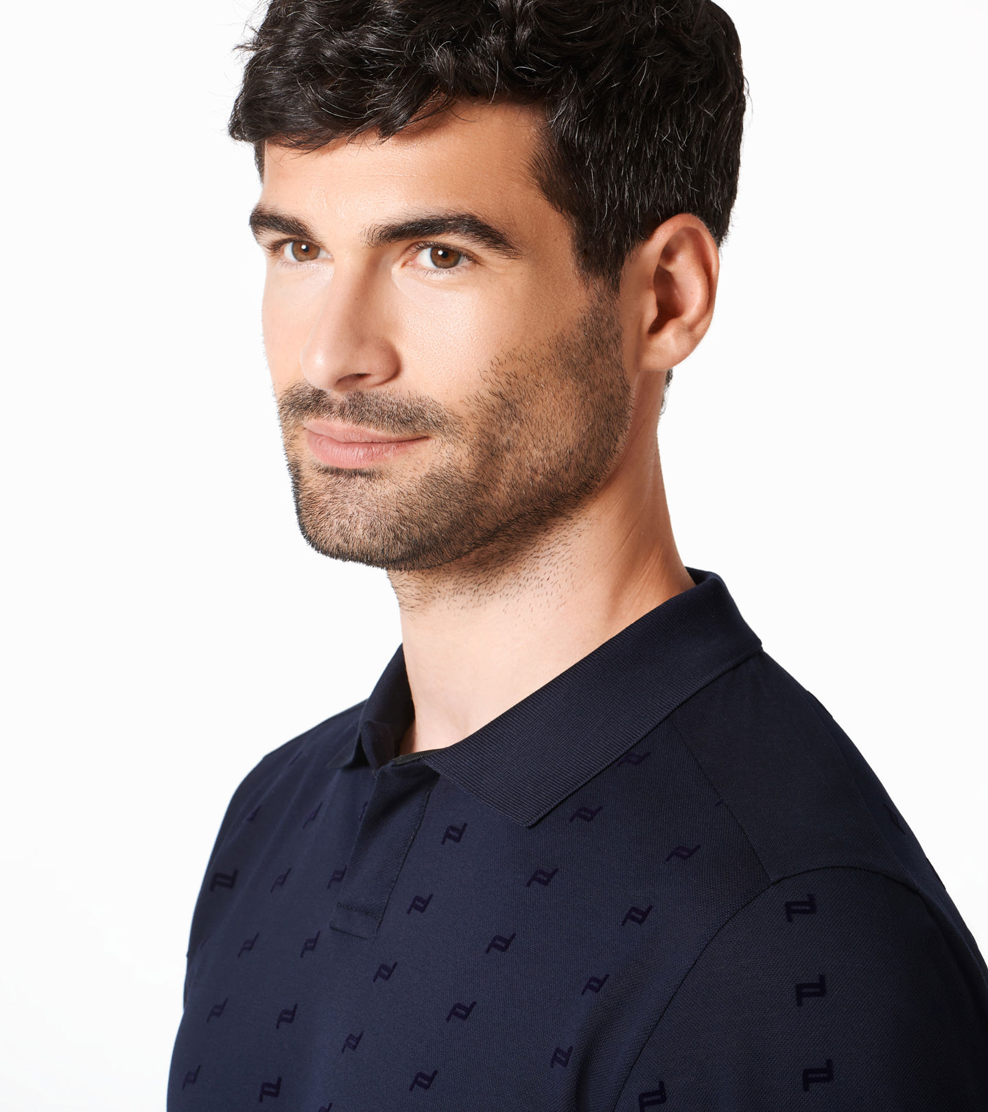 Side Near Middle view of product with ean 4056487001807
