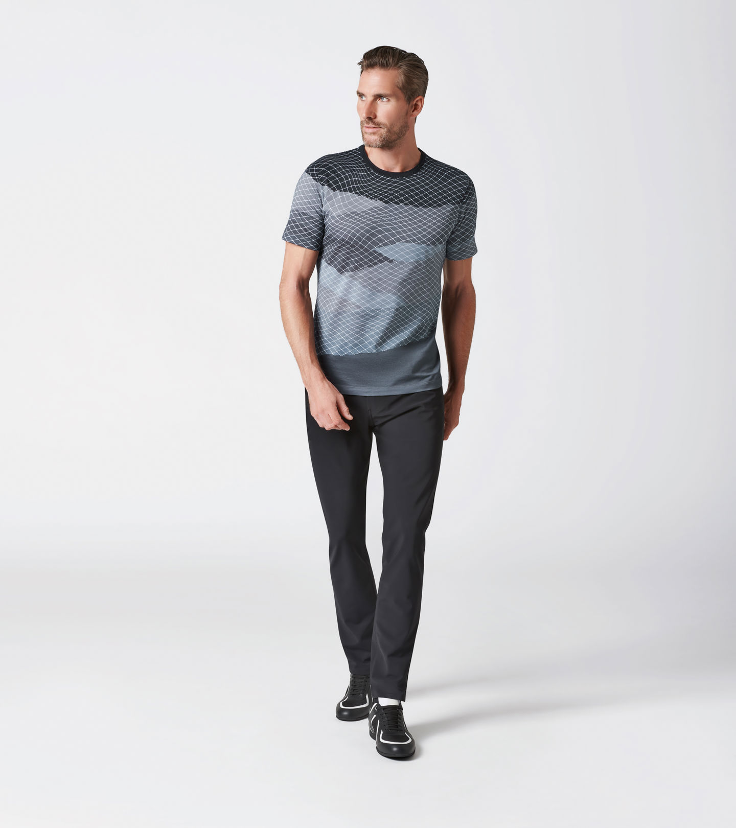 Side Near Middle view of product with ean 4056487002163