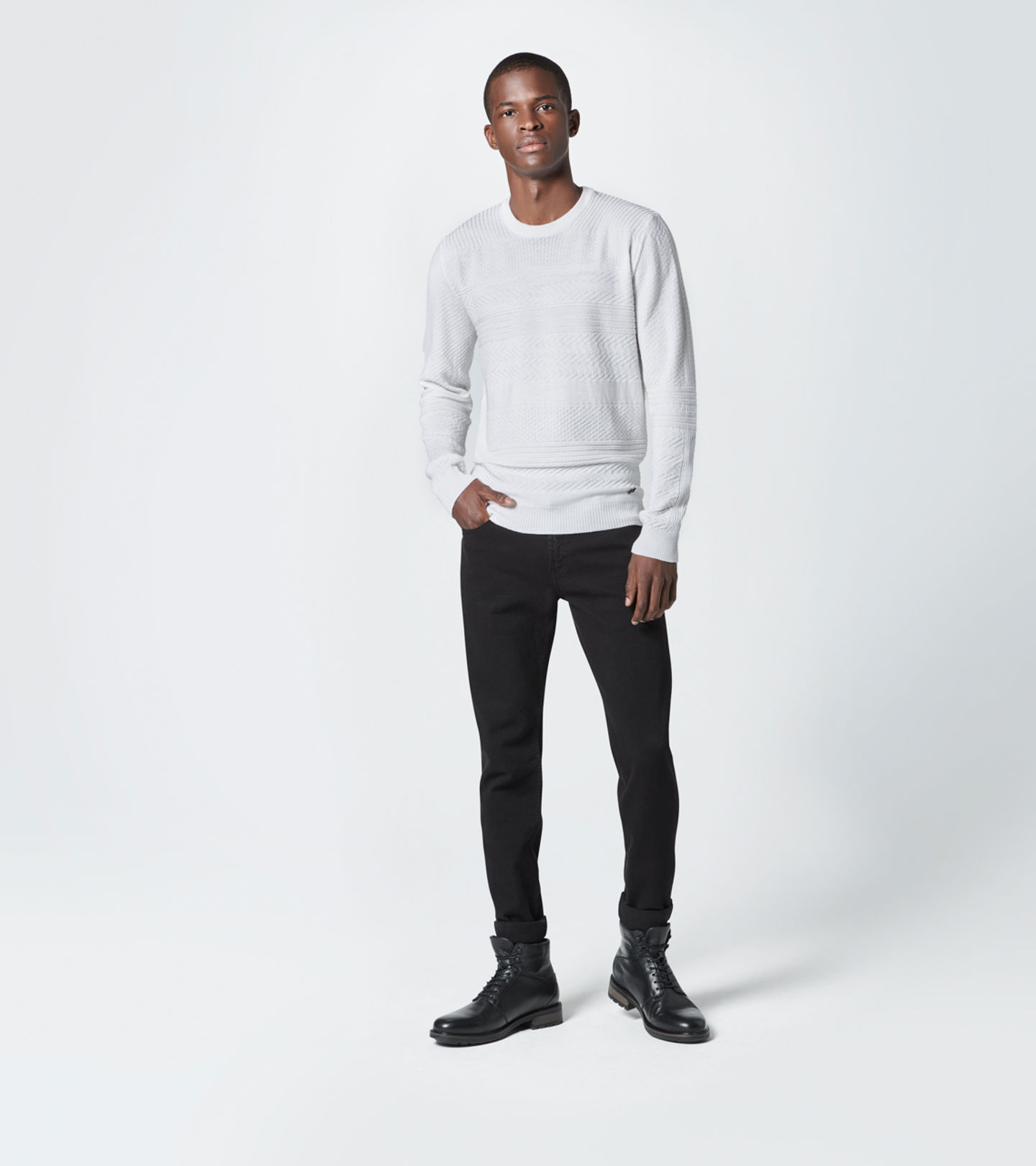 Front Wide view of product with ean 4046901144708