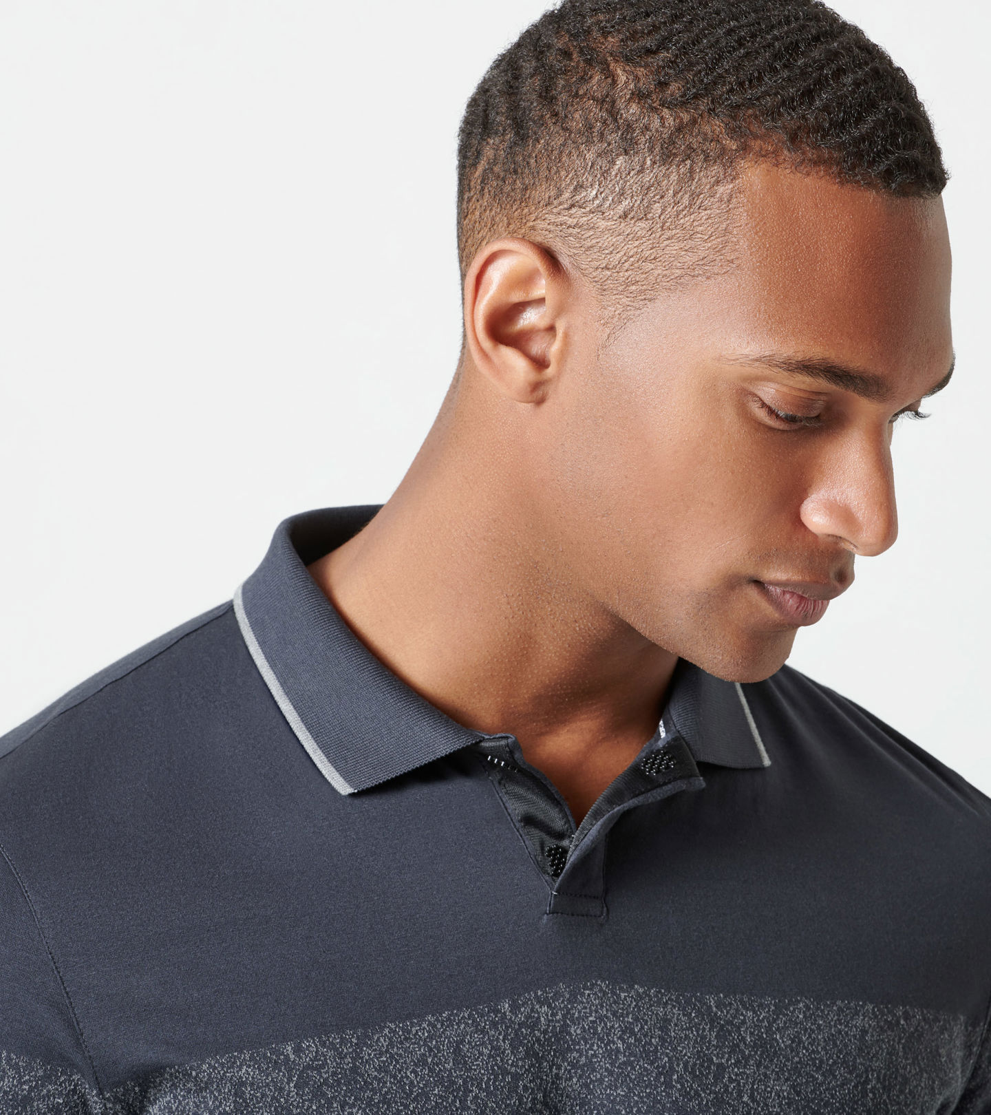 Front Near view of product with ean 4046901690304