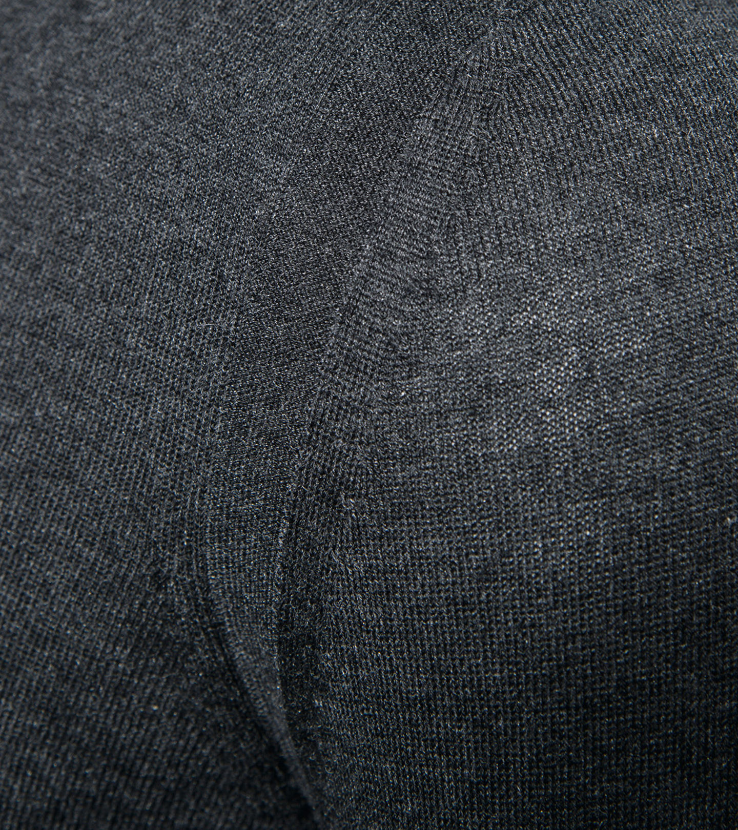Side Near Middle view of product with ean 4046901669485