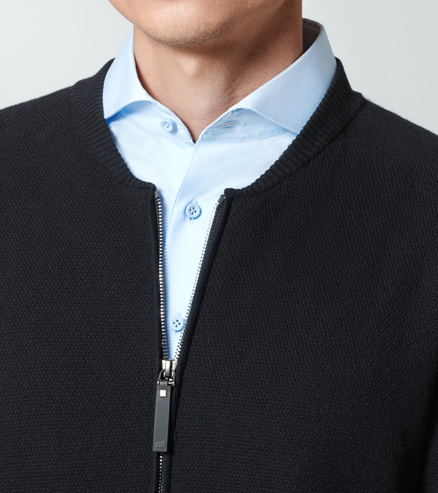 Front Near view of product with ean 4046901678883