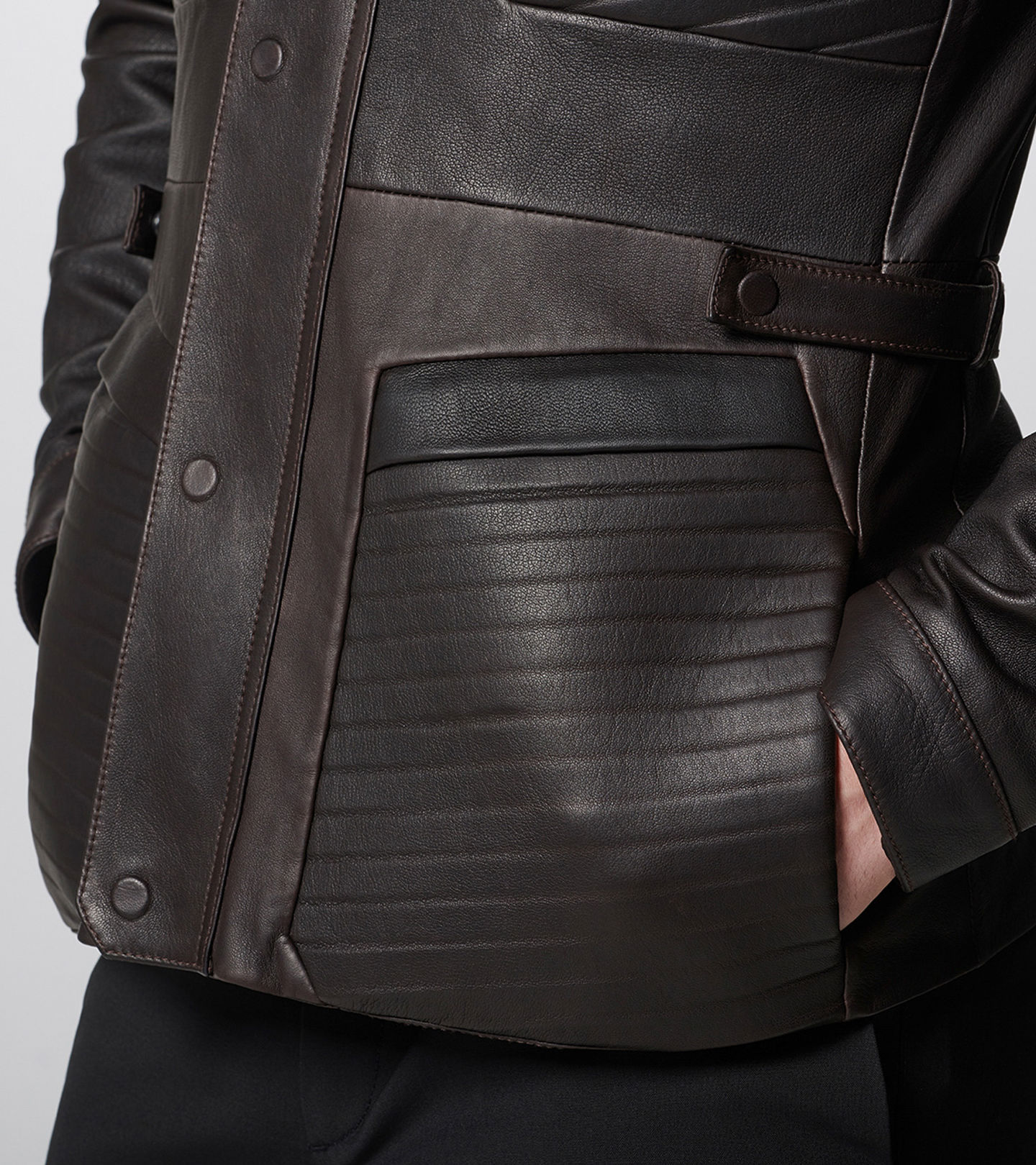 Side Wide view of product with ean 4046901688851