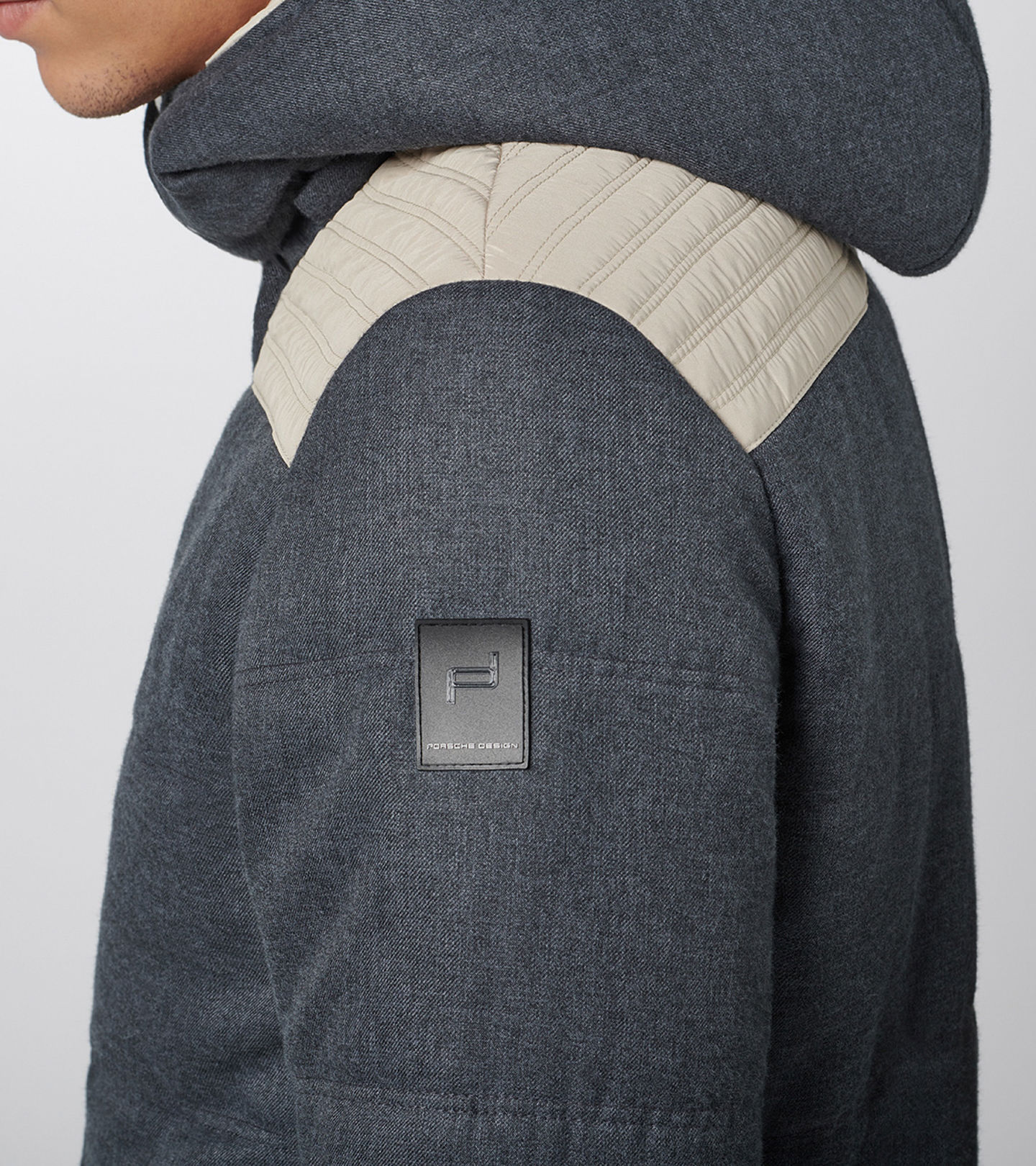 Side Near Middle view of product with ean 4046901690878