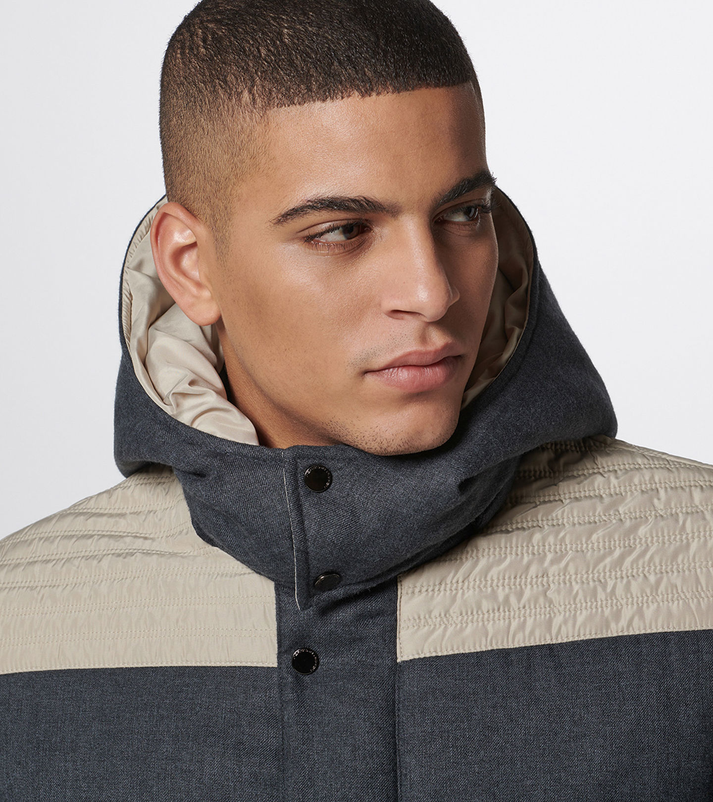 Side Wide view of product with ean 4046901690878