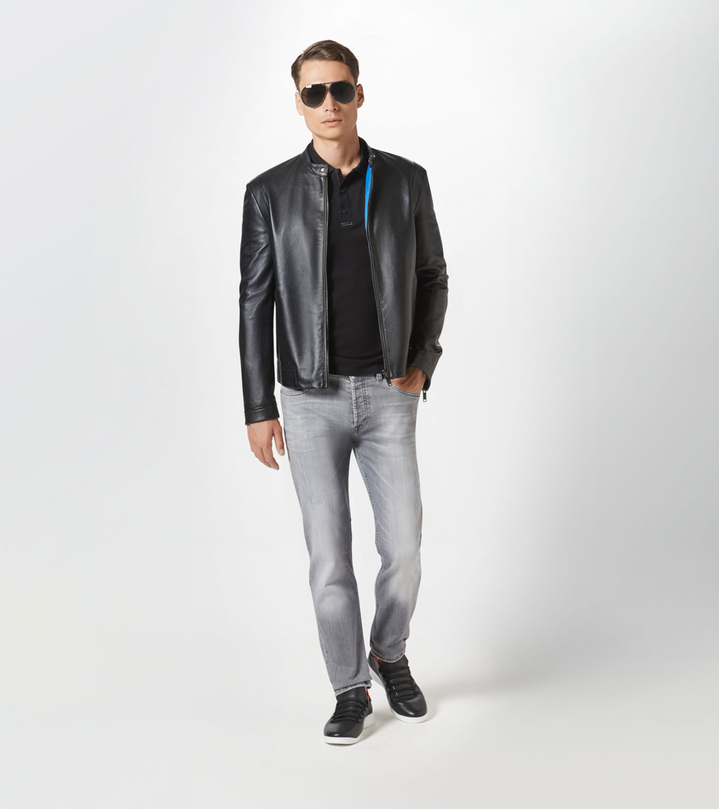 Side Wide view of product with ean 4046901906634