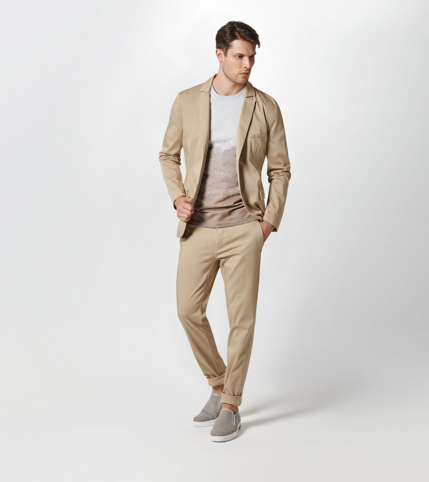 Side Near Middle view of product with ean 4046901931421