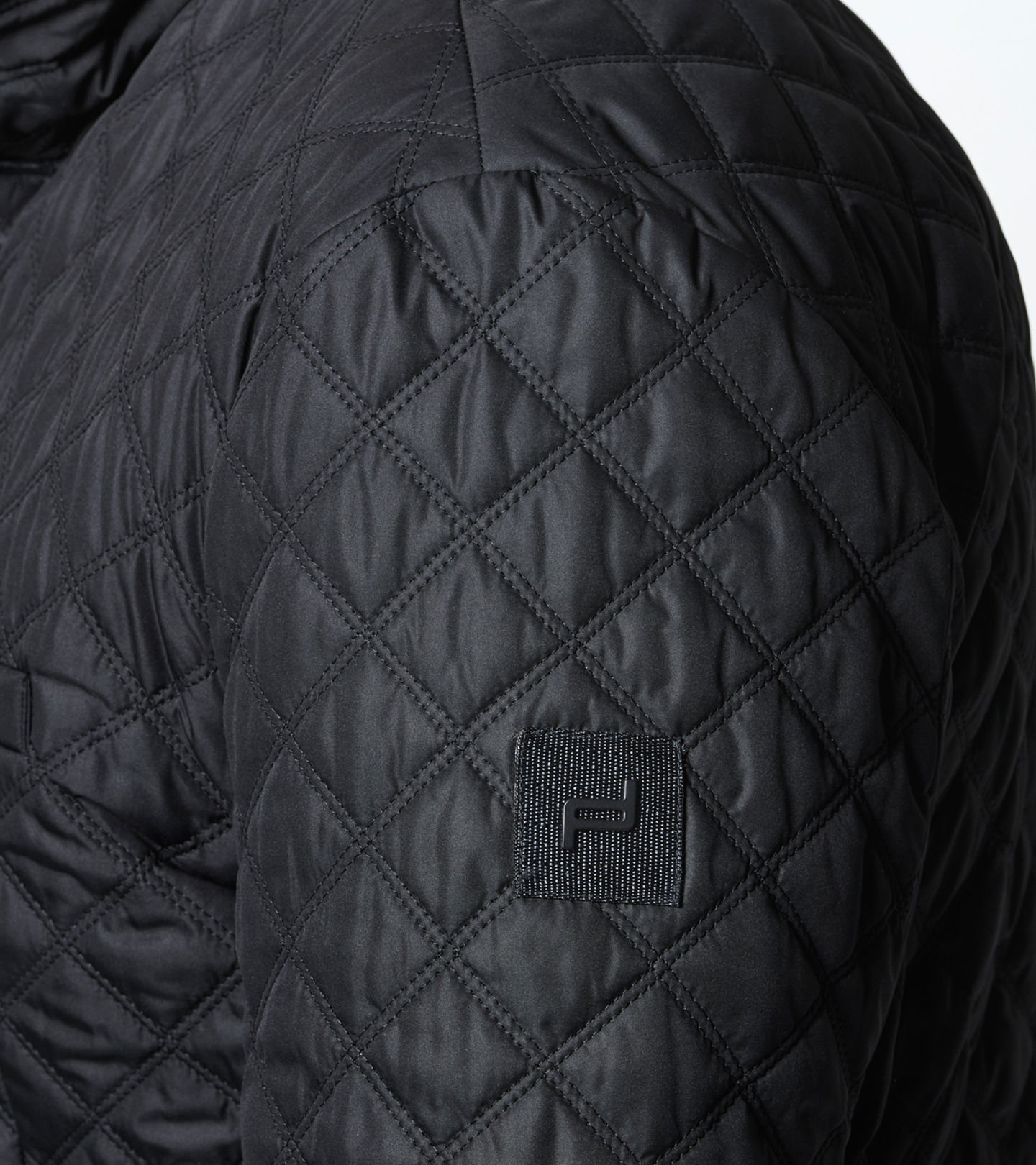 Side Near Middle view of product with ean 4046901140038