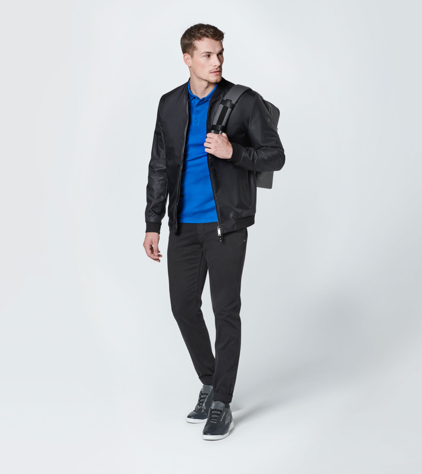 Side Near Middle view of product with ean 4046901140090
