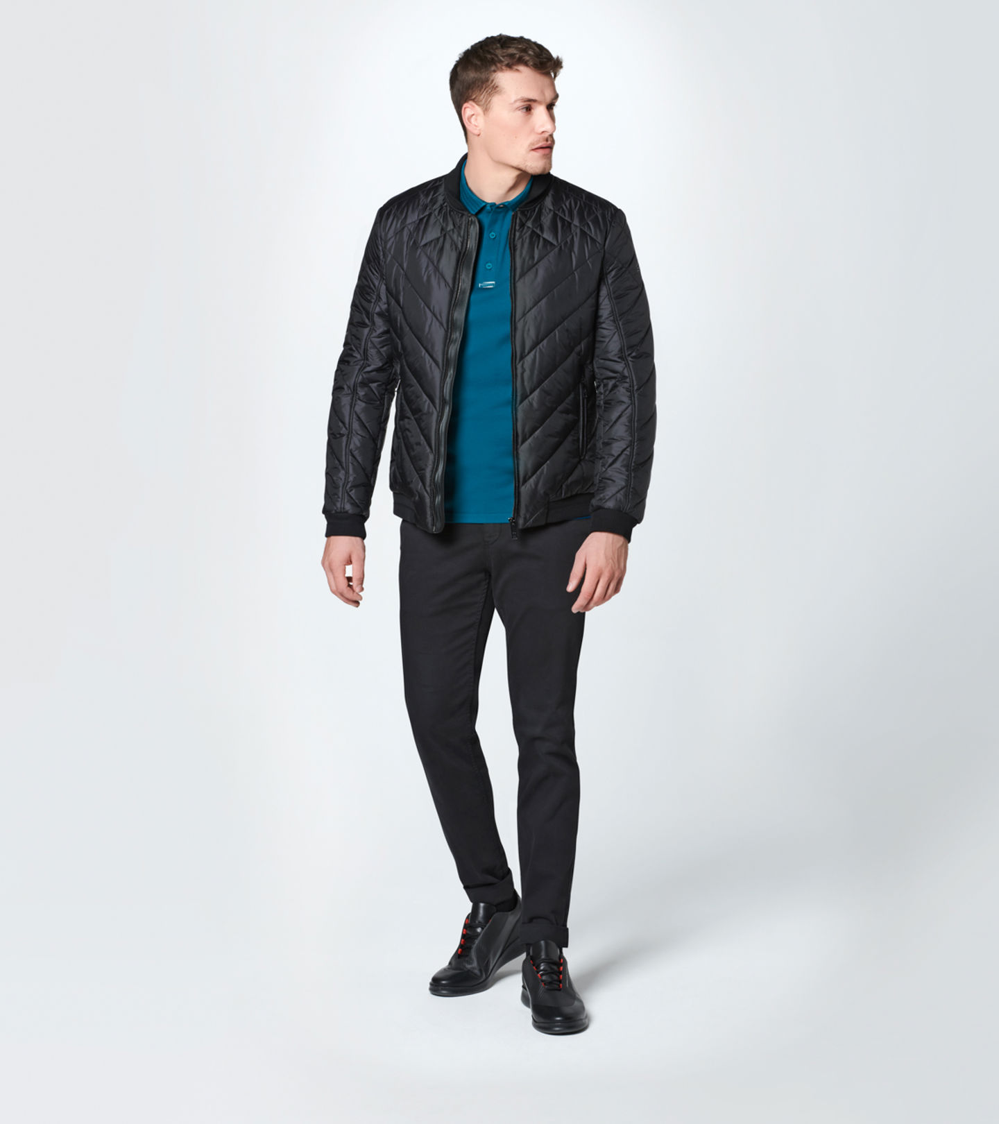 Side Near Middle view of product with ean 4046901140861