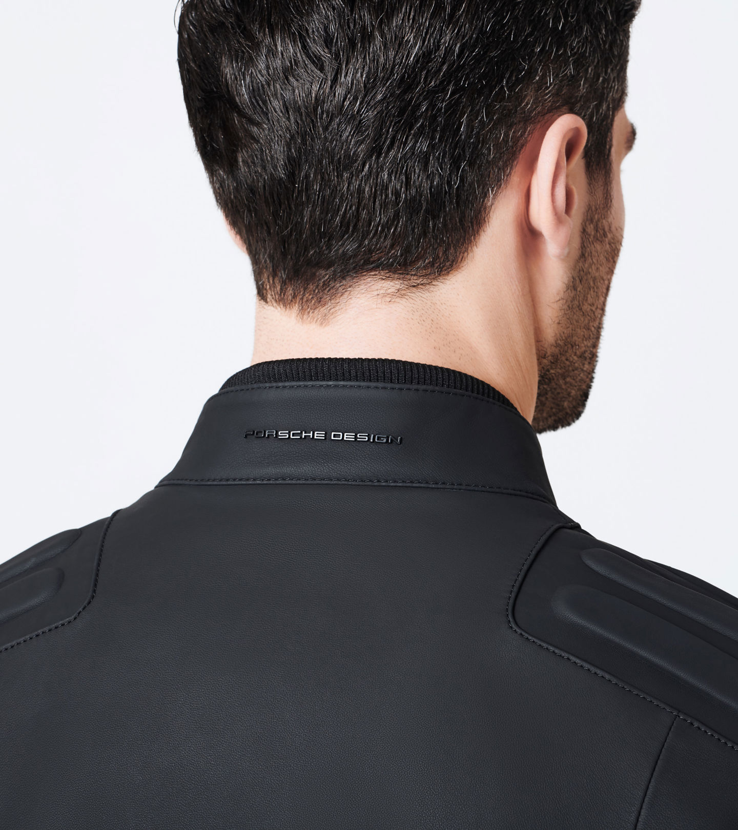 Back Near view of product with ean 4046901569624