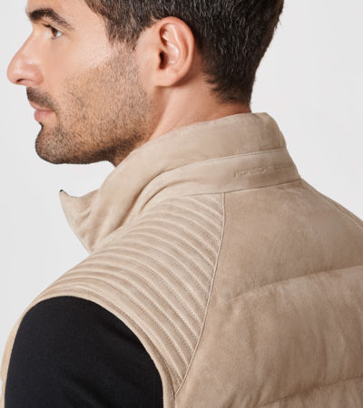 Front Near view of product with ean 4056487003856