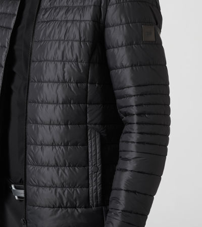 Front Near view of product with ean 4056487004099