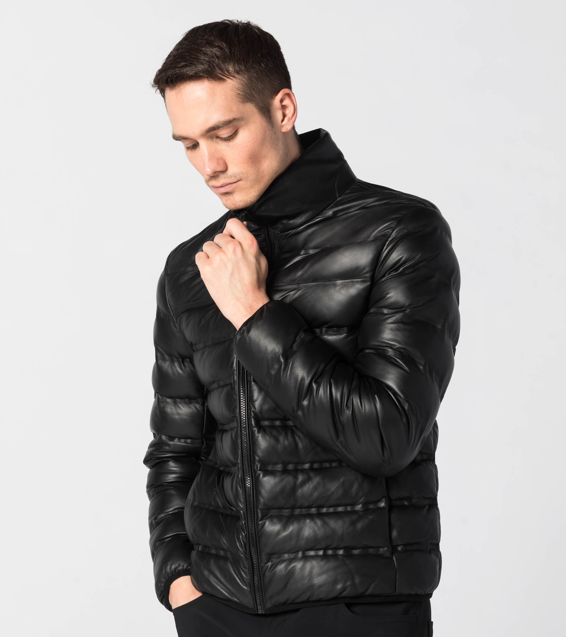 XQS Mens Packable Stand Collar Puffer Front-Zip Winter Quilted Down Jacket Coat 
