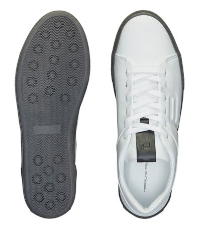 Front Near view of product with ean 4056487018300