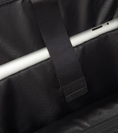 Front Near view of product with ean 4046901647155