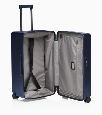 Front Near view of product with ean 4056487000480