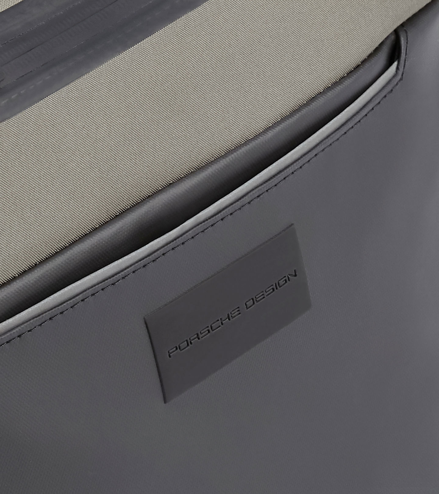Side Wide view of product with ean 4056487038711