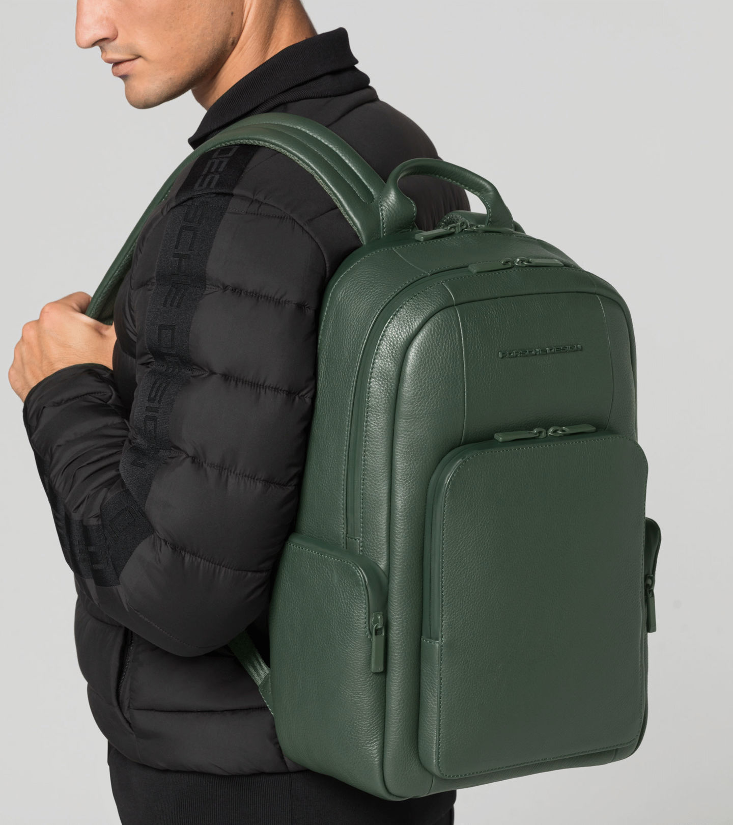 Front Full view of product with ean 4056487038766