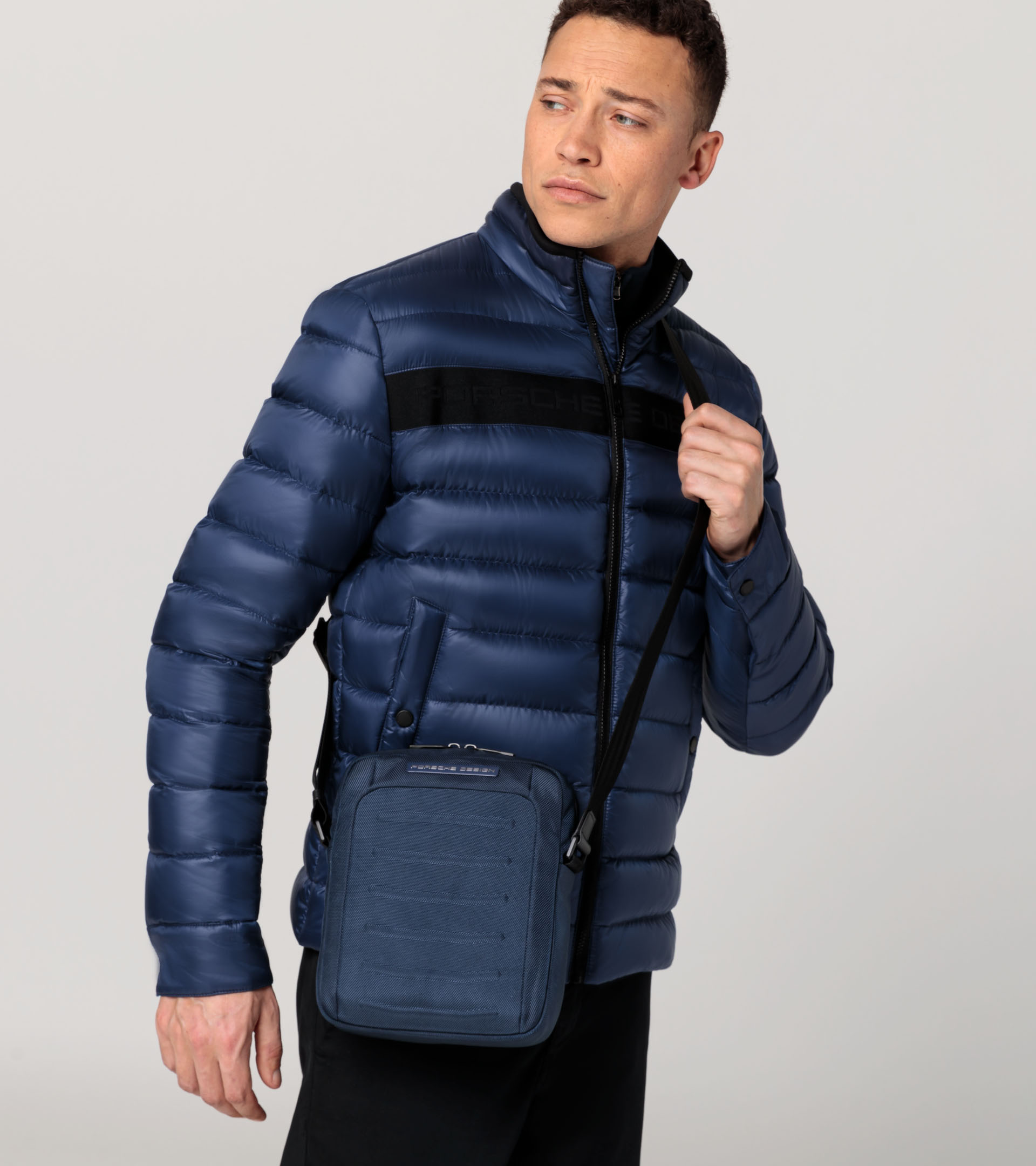 Roadster Pro Shoulder Bag XS - Men