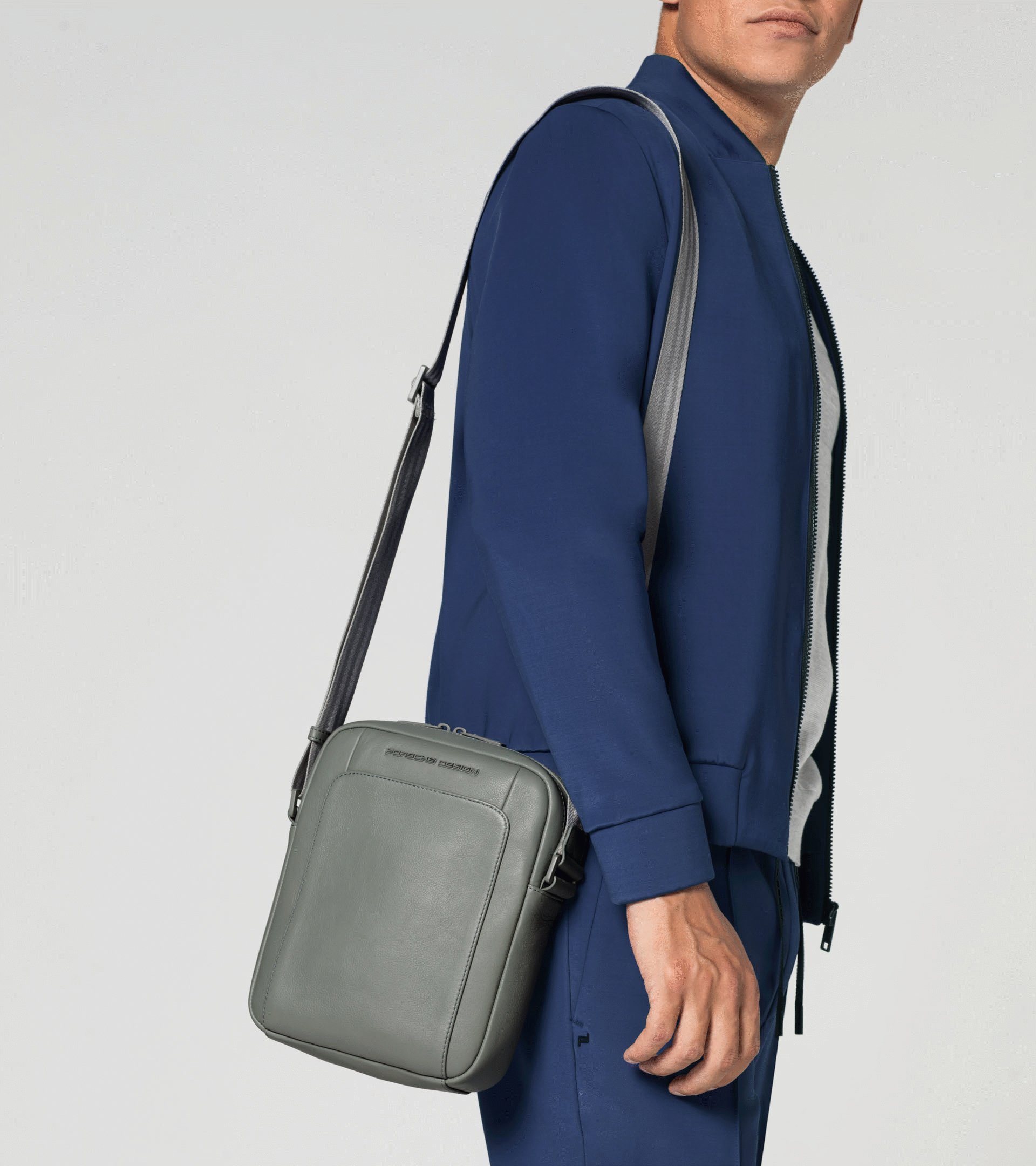 Roadster Leather Shoulderbag S - Men's Shoulder Bag - Practical &  Comfortable, Porsche Design