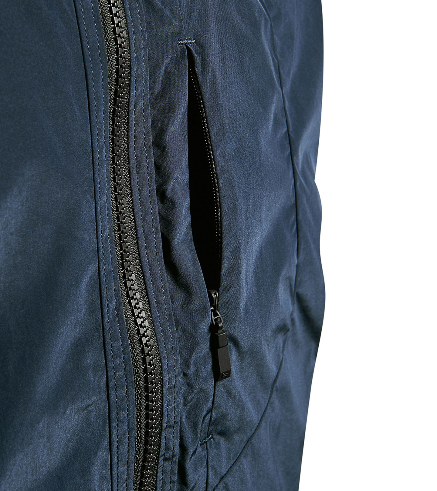 Front Near view of product with ean 4046901662516