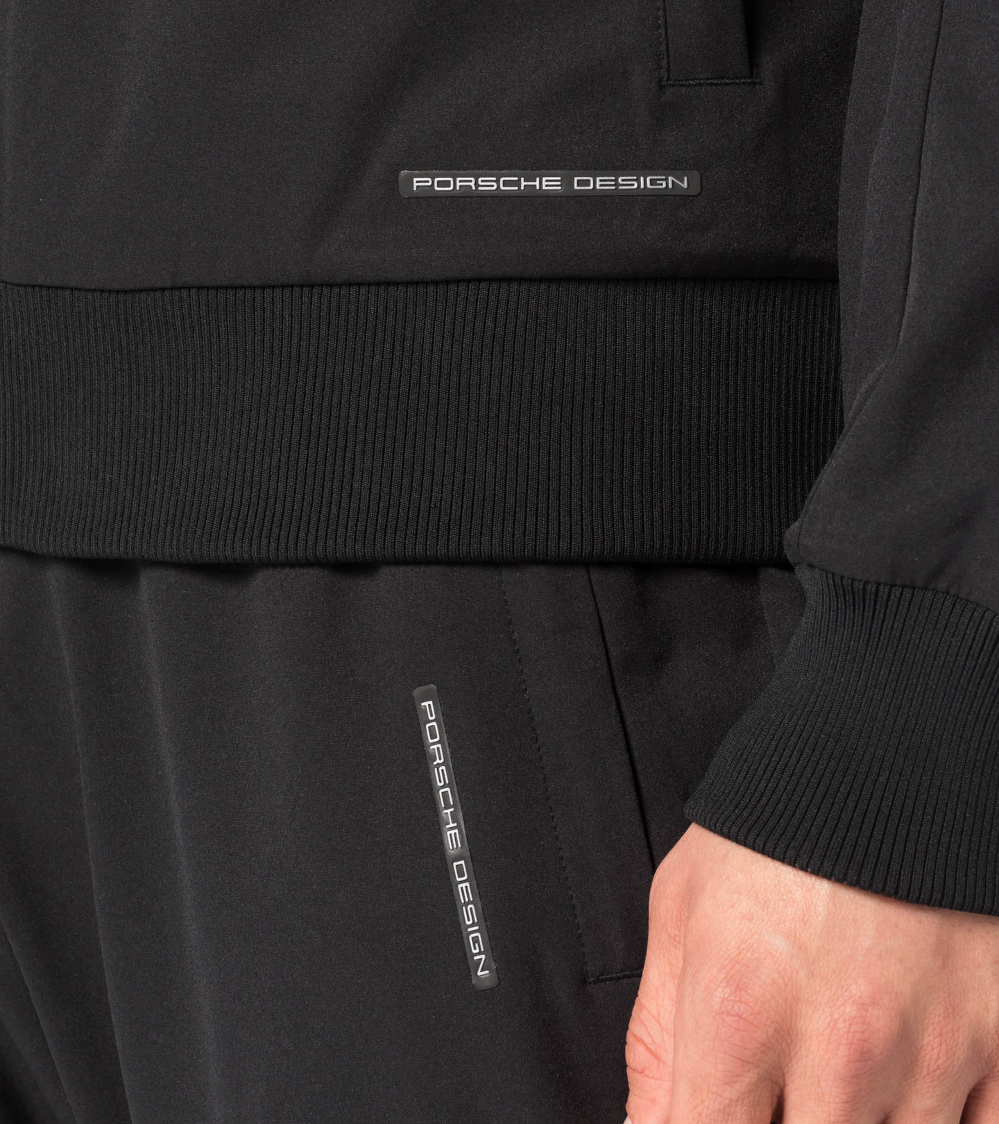 Side Near Middle view of product with ean 4056487012780