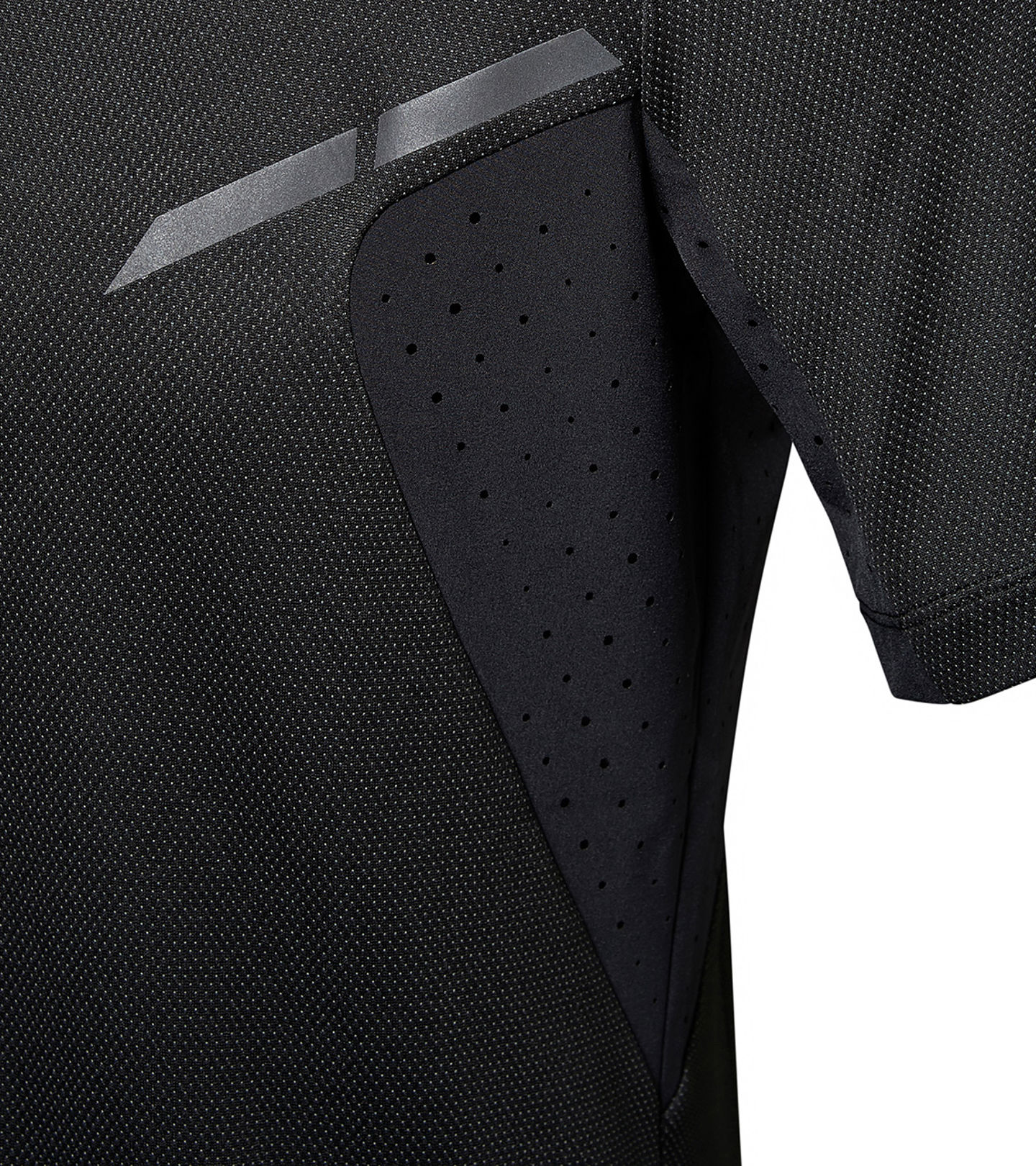 Side Near Middle view of product with ean 4046901648510