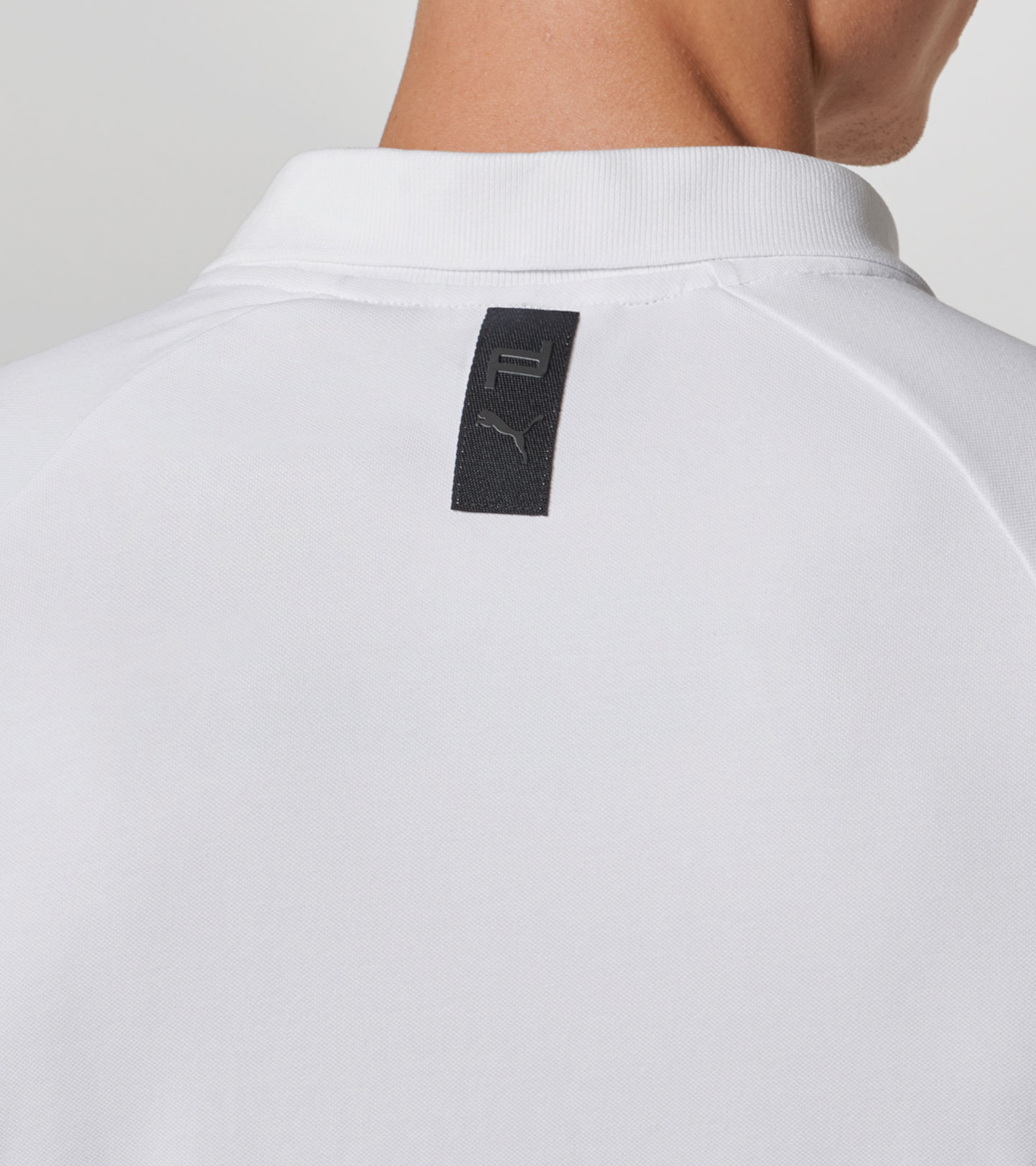 Side Near Middle view of product with ean 4046901935863