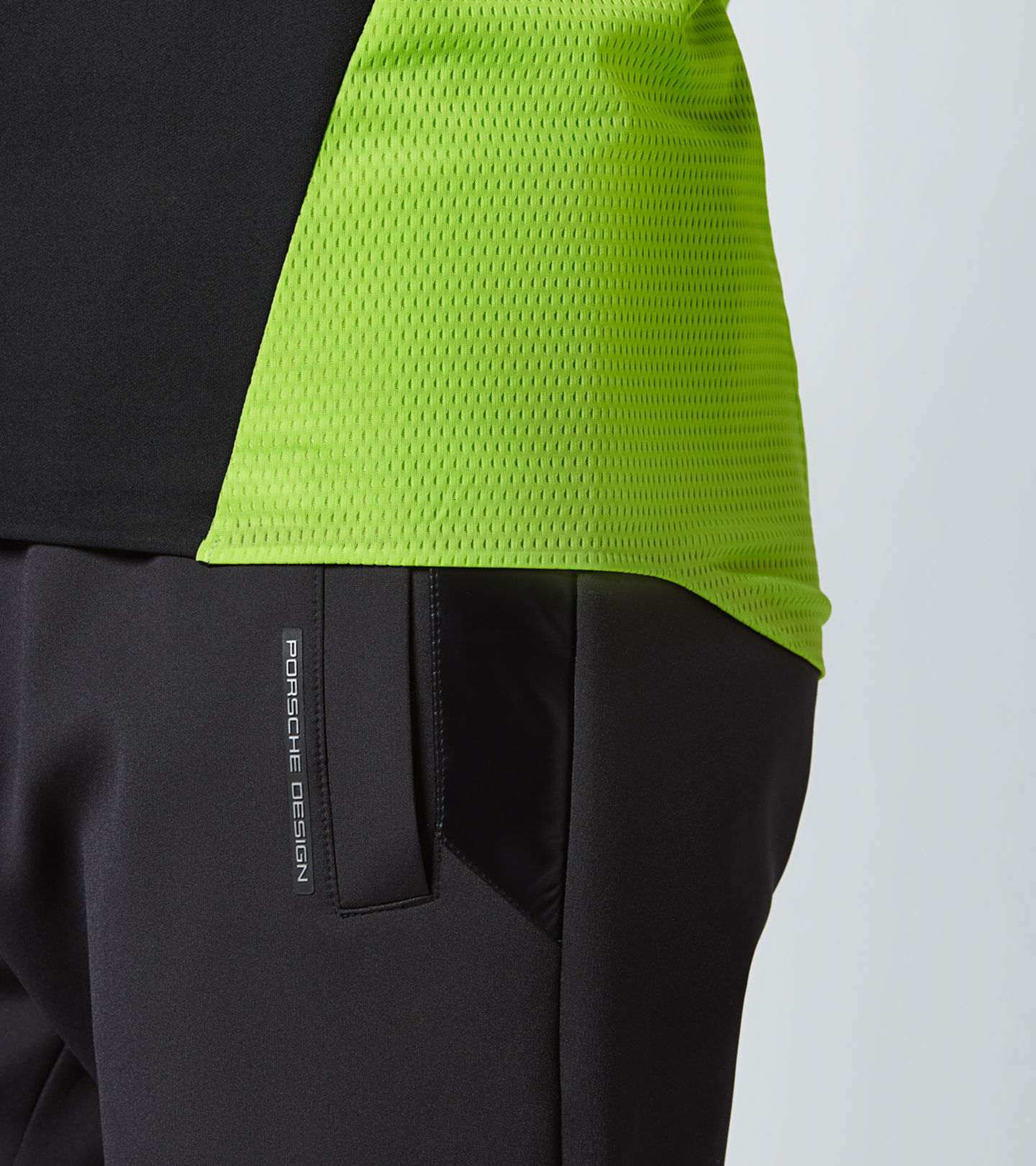 Side Near Middle view of product with ean 4046901550677