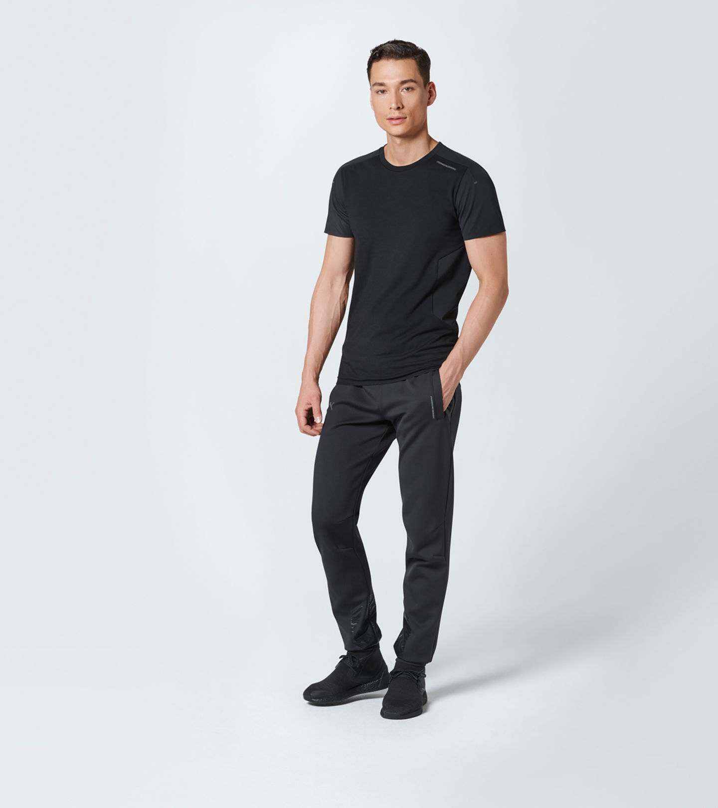 Back Near view of product with ean 4046901561871