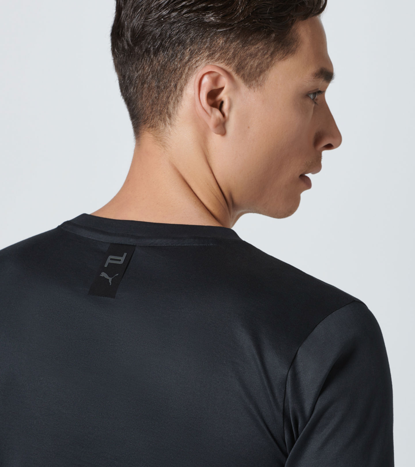 Side Near Middle view of product with ean 4046901561932